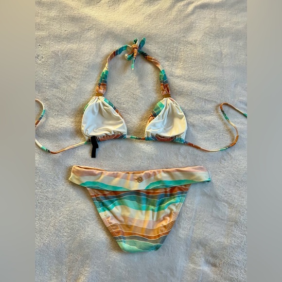 🌟Vix Alyssa swimsuit, size S, full bottom coverage, great condition🌟 - Picture 4 of 5